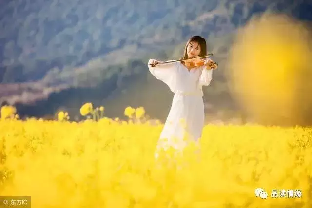 4、夫妻缘分浅具体指什么:算命的说家庭缘浅是什么意思