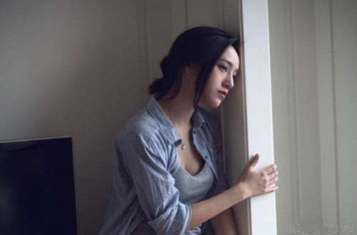 女命两个官星多二婚，女命地支藏两个正官