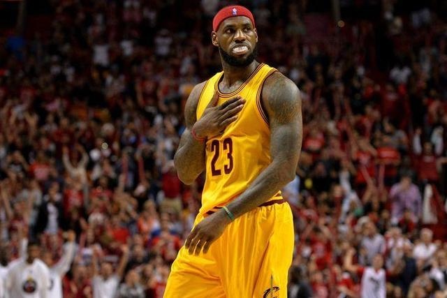 023年巨星特征，2023年巨星是男是女"