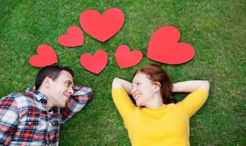 印旺的男人配伤官旺的女人,身强印旺又有七杀