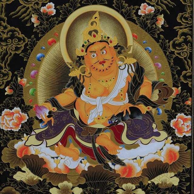 属狗适合佩戴什么唐卡，属狗佩戴的吉祥物