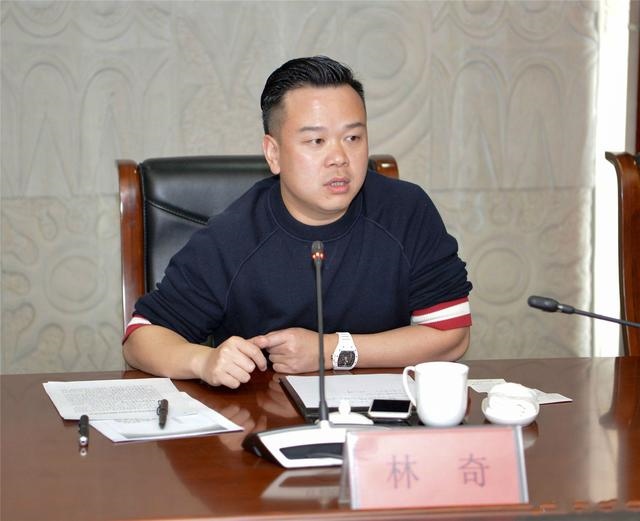 超级百亿富豪八字分析，富豪八字100例详解