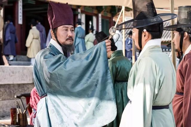 麦玲玲2022 年运势测算虎，麦玲玲2022年运势测算猪