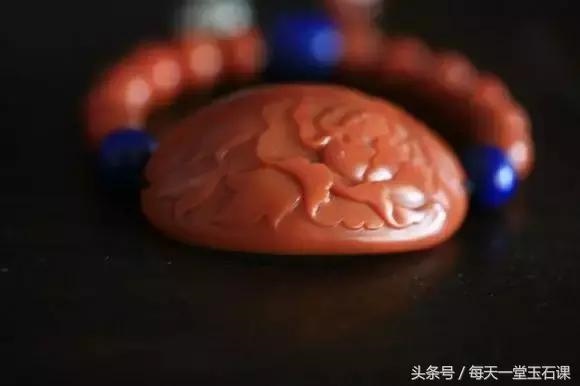 属鼠人佩戴什么招财，属鼠的戴什么手链好