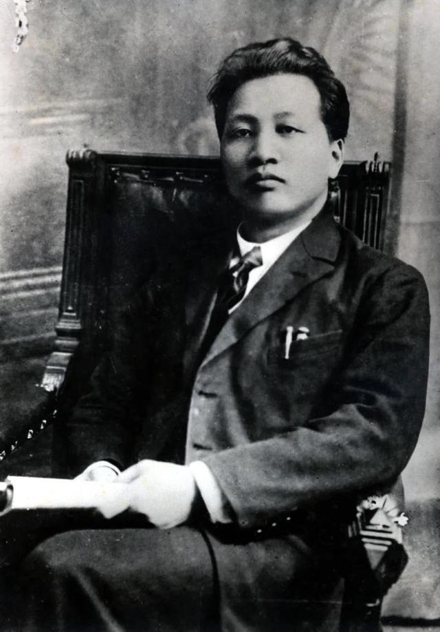 8年二月虎的命运,98年3月份的虎"