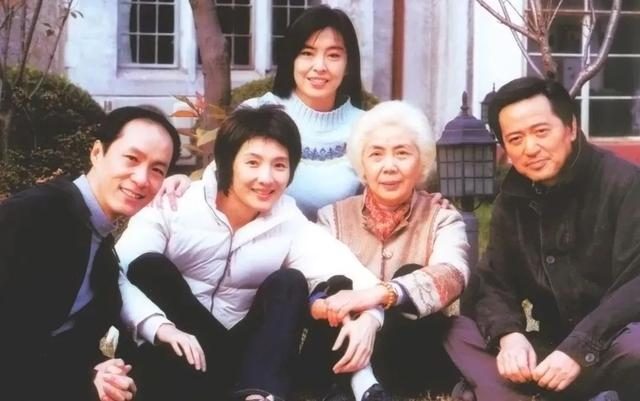 属马的六十几岁是哪一年，54年属马今年六十几岁了