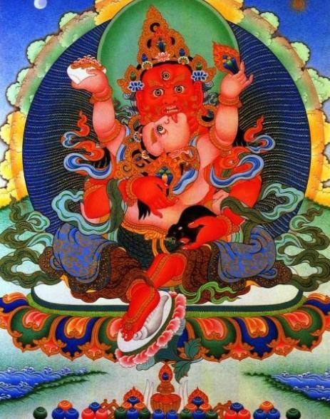 属狗适合佩戴什么唐卡，属狗佩戴的吉祥物