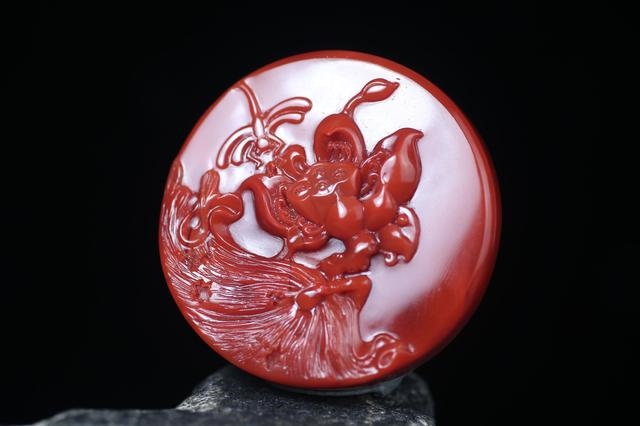 南红适合什么星座佩戴，真假南红手串对照图片