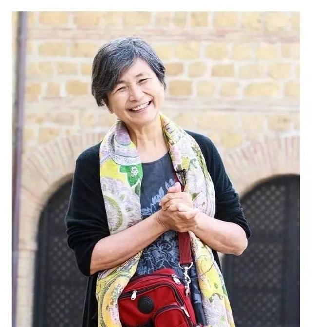 属马的六十几岁是哪一年，54年属马今年六十几岁了