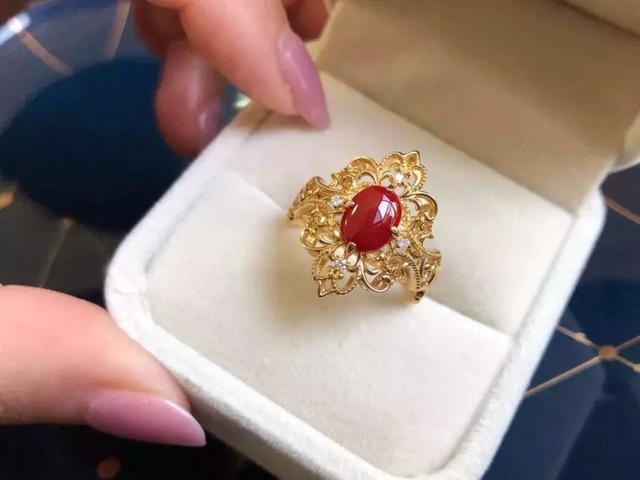 犯太岁佩戴什么化解，化解太岁最简便的 ***