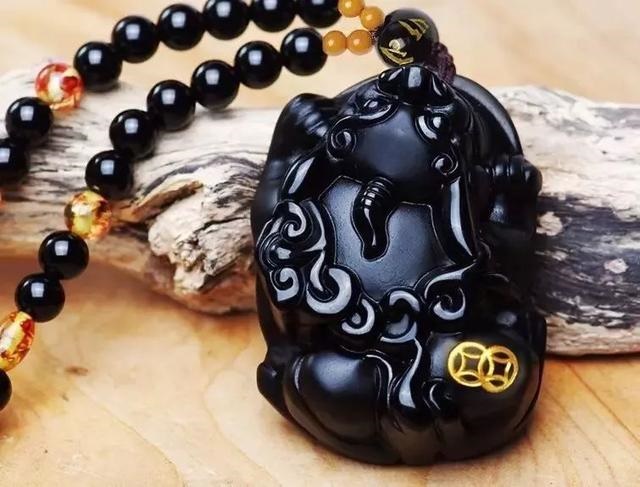 鸡血石貔貅的讲究和忌讳，貔恘10大禁忌