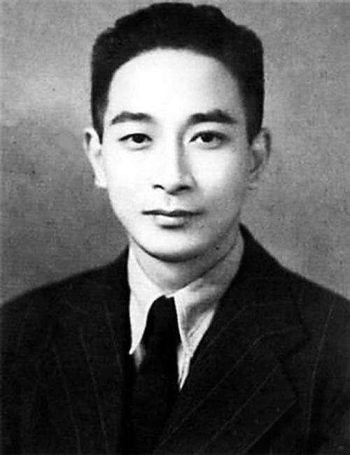 老公学易经后全变了，相亲对象是看易经的男人