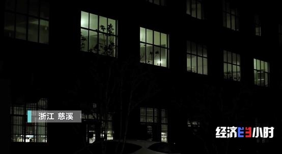 农历九月兔和农历六月蛇相配吗，九二年属猴婚配表男