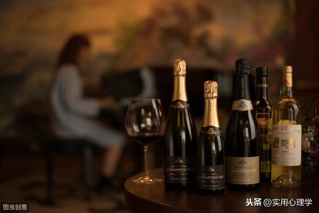 塔罗牌测试婚姻免费，塔罗牌占卜婚姻免费