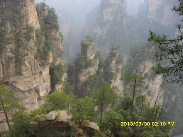 属龙女嫁给属蛇男好吗，男蛇女龙八字合不合