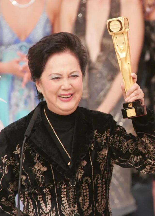 属马的六十几岁是哪一年，54年属马今年六十几岁了