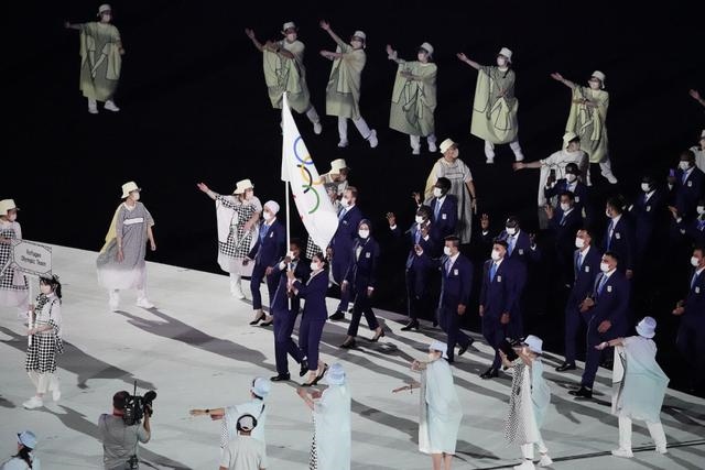 998年出生女是什么命,98年4月份属虎的女孩子"