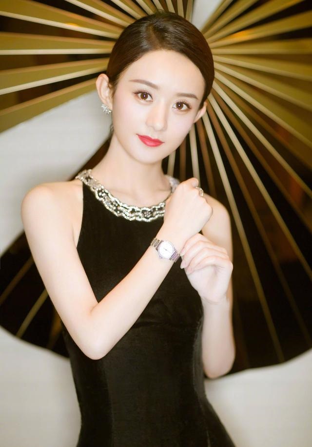 女人戴手镯戴哪个手比较好，女士首饰三不戴原则