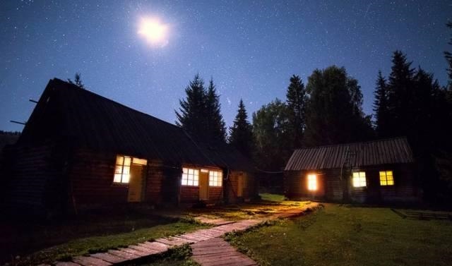 八字木旺的人特征，八字火旺的人特征