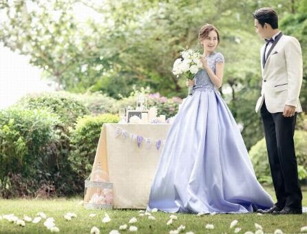 剑锋金与剑锋金的婚姻，男剑锋金和女剑锋金相克吗