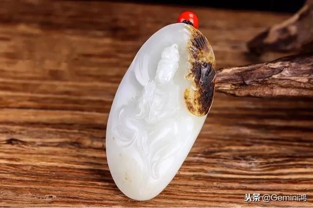 属虎女戴什么玉吊坠更好，属虎的带什么招财转运