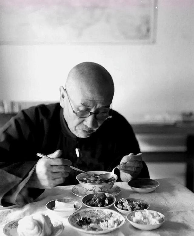 983年12月9日是农历几日，2003年12月30日农历"