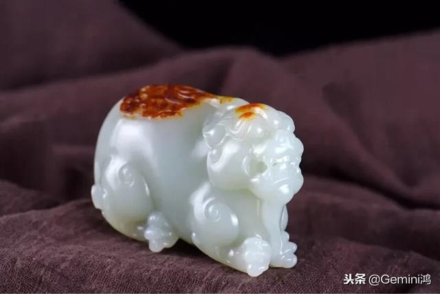 属虎女戴什么玉吊坠更好，属虎的带什么招财转运