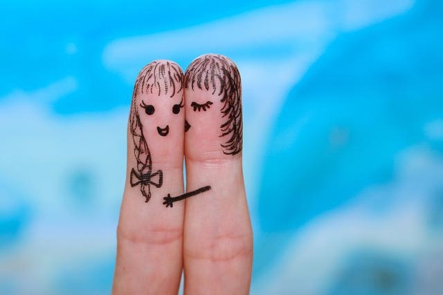 推算婚姻最简单准确的 *** ，测婚姻最准的 *** 免费