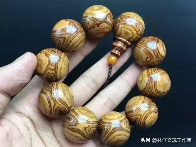 属狗的适合佩戴什么手链好，属马带什么手串