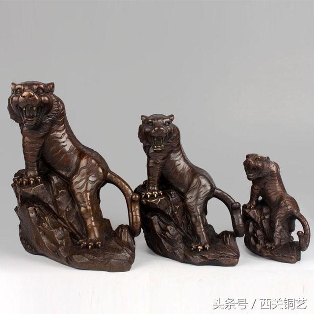 属虎人旺财摆件，属虎车里适合什么摆件
