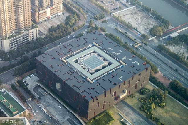 9年城墙土命的禁忌，1999年城墙土命好不好"