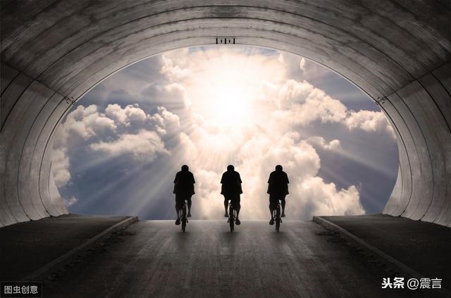 城墙土命是什么意思，城头土和涧下水命配吗