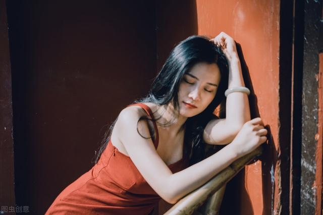 贵族气质的女命八字，女命极好八字福泽深厚