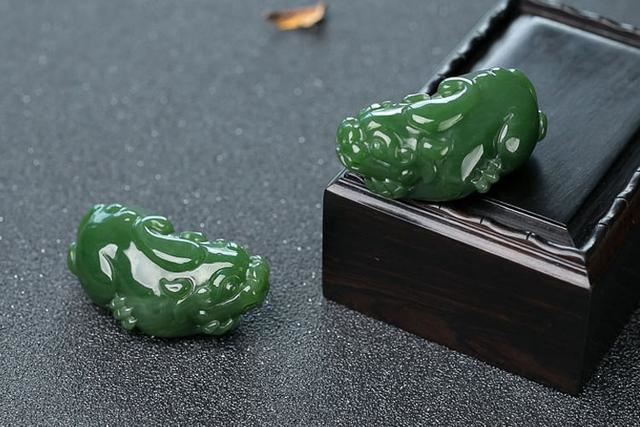 貔貅怎么开光才有灵气，6种人千万不能带个貔貅