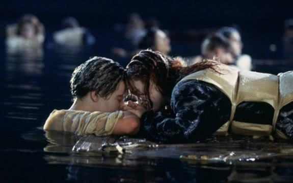 986年属虎男一生有几次灾难，属虎人一生最旺3个人"