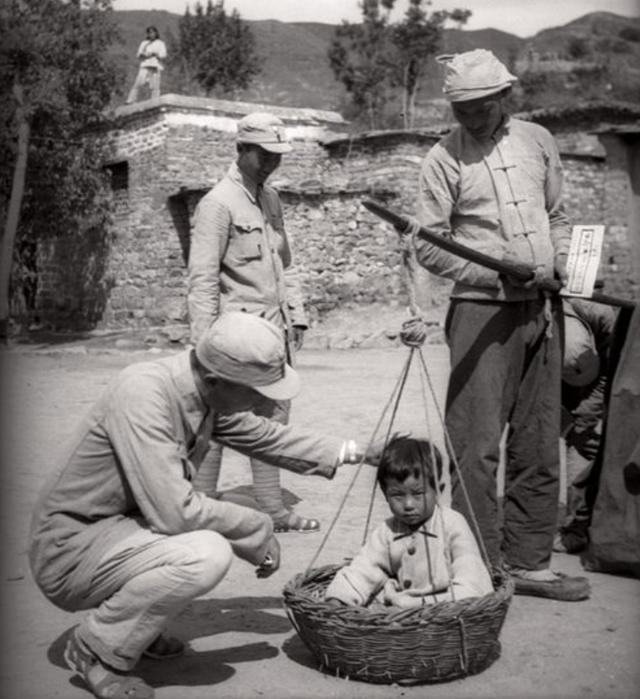 测我跟他的最终关系麦包 ，塔罗看透他的内心想法