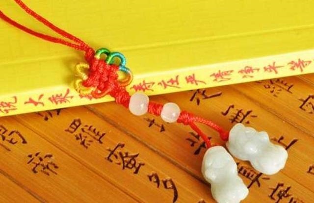 生辰八字算结婚的日子有用吗，八字看命中注定的配偶