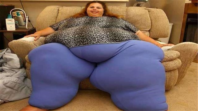 嫁给那美女统共一百斤，元素周期表捡各大美女