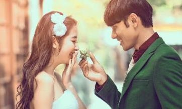 龙女一见钟情的生肖男，属龙女喜欢异性做什么