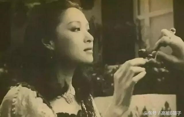 988年4月20日姻缘,1945年4月20日通过"