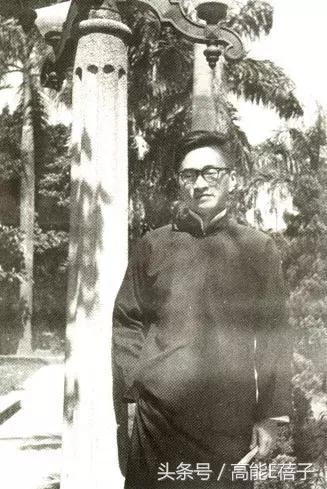 988年4月20日姻缘,1945年4月20日通过"