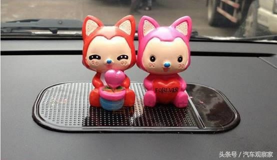 男士车上前面放什么摆件好，车内放什么摆件最吉利