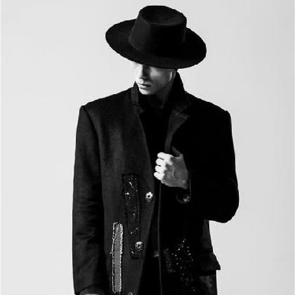 属鸡男吃醋表达的方式，属鸡女吃醋的表现