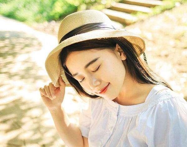 8年属马女的不幸婚姻,78女属马2022