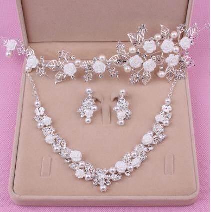 塔罗测你最终嫁给谁神准，测另一半多害怕失去你