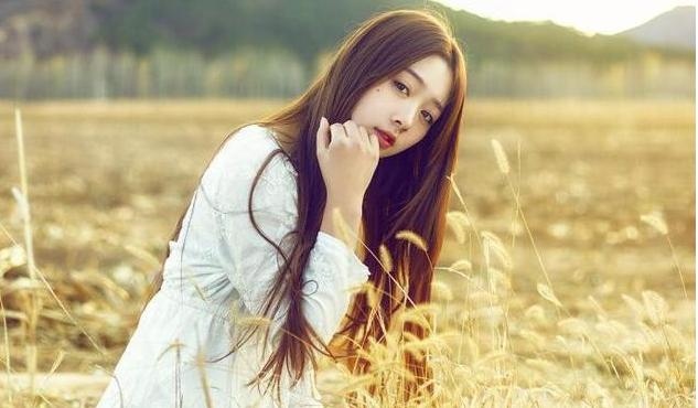 喜欢胖女生的生肖男，笑起来像个孩子的生肖女