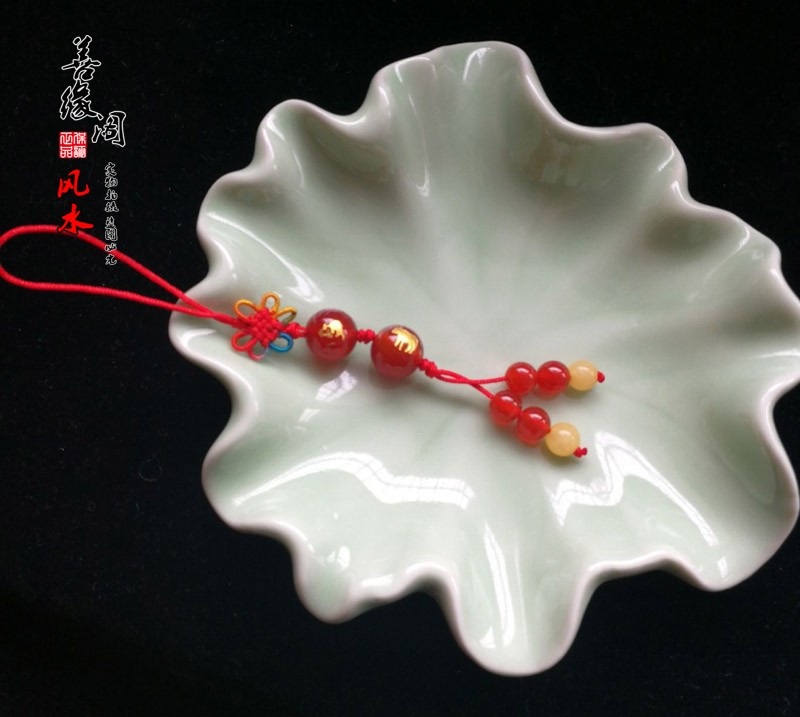 2年属鼠2022，72年属鼠49岁有一灾"