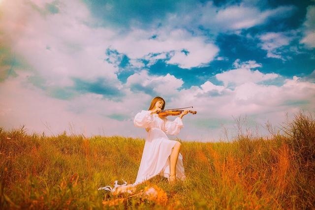 男女两个人缘分很深的表现，两个人缘分很深的表现