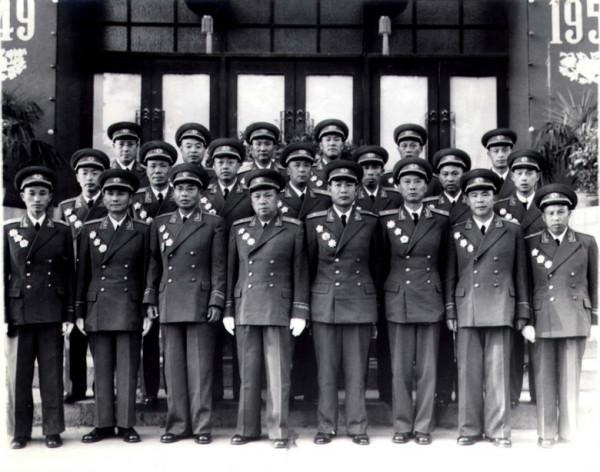 923年多少岁，1922年多少岁"