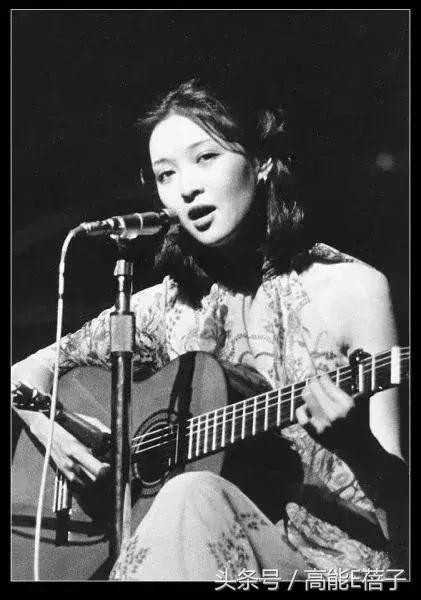 988年4月20日姻缘,1945年4月20日通过"